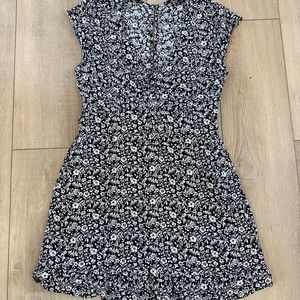 Black and white floral Abercrombie mini dress